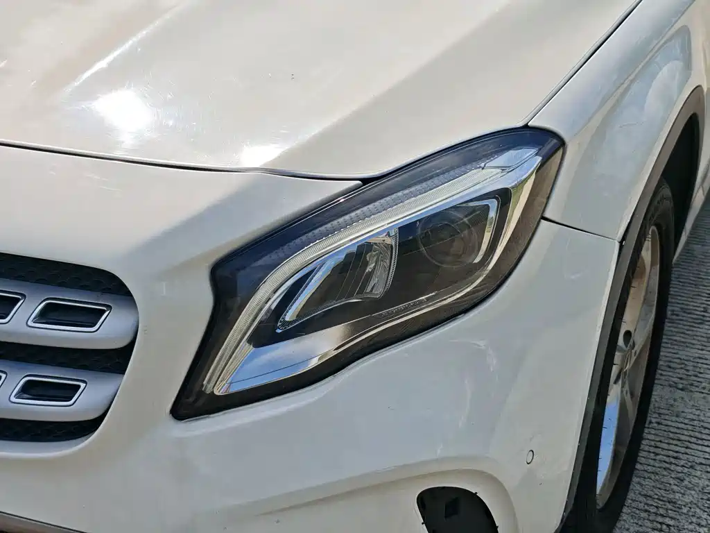 Mercedes-Benz GLA — фото 8