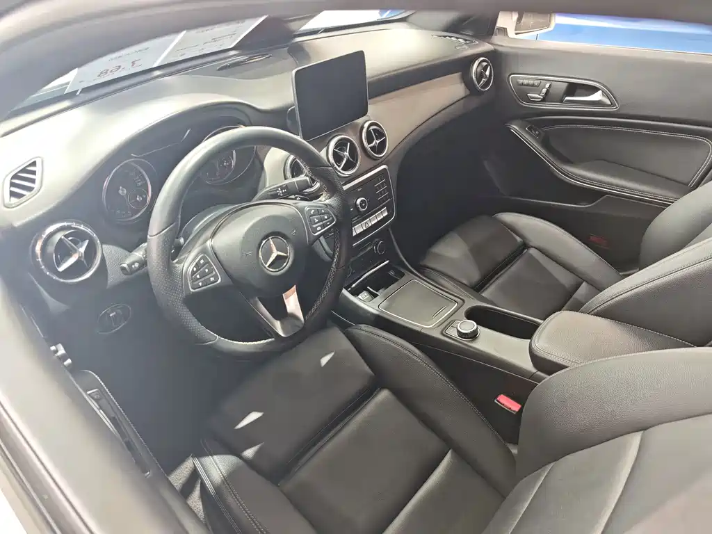 Mercedes-Benz CLA (Import) — фото 8