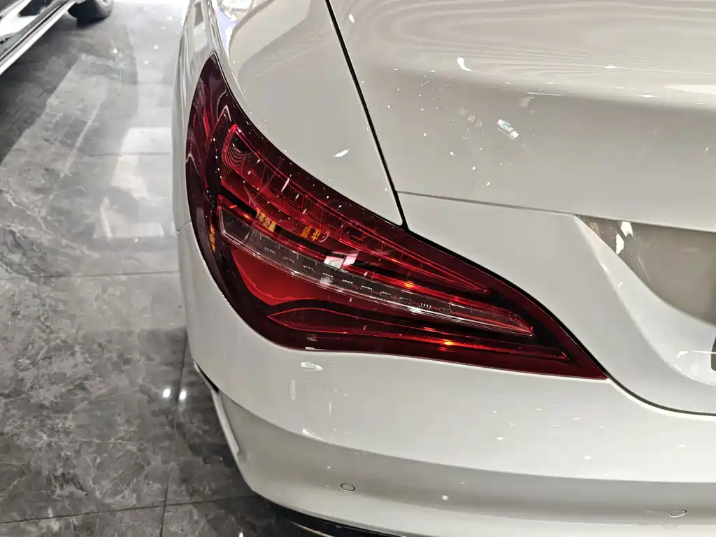 Mercedes-Benz CLA (Import) — фото 9