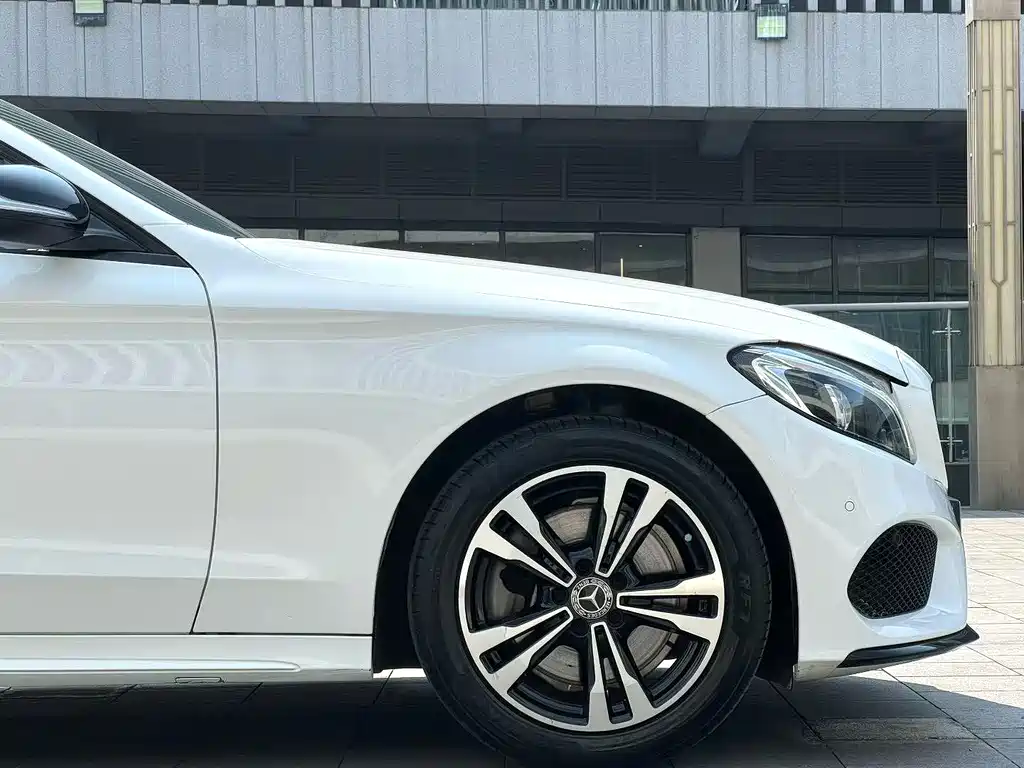 Mercedes-Benz C-Class — фото 5