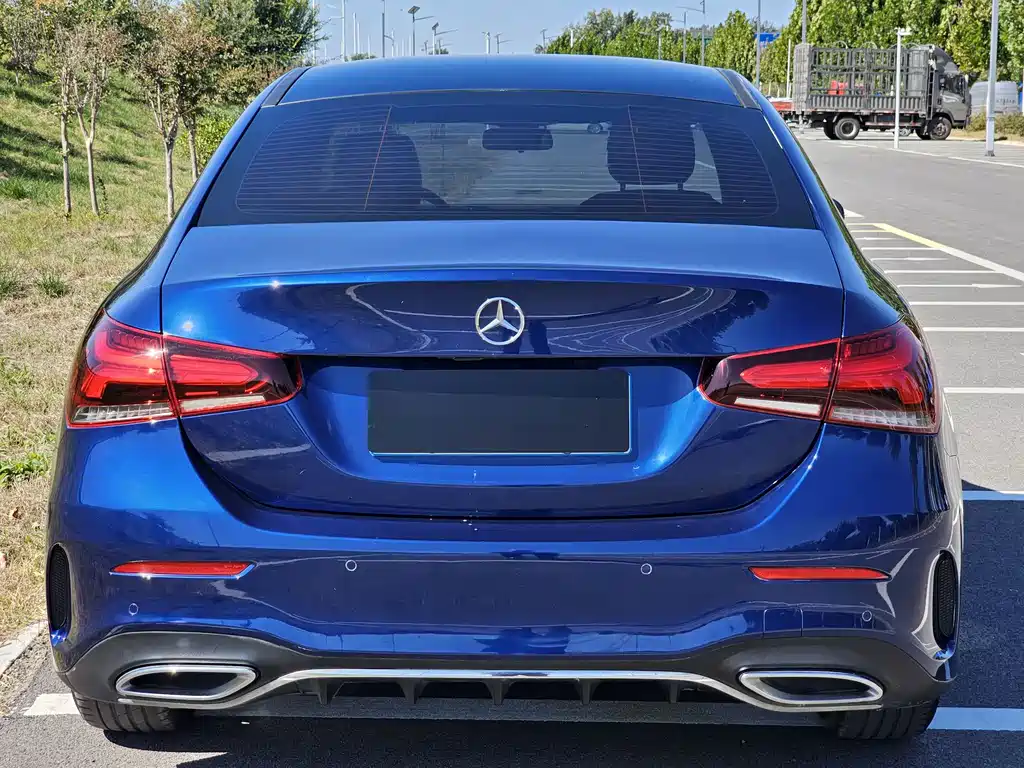 Mercedes-Benz A-Class — фото 8