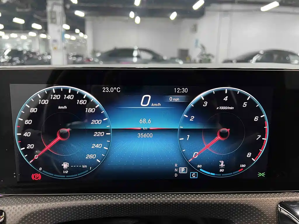 Mercedes-Benz CLA (Import) — фото 13