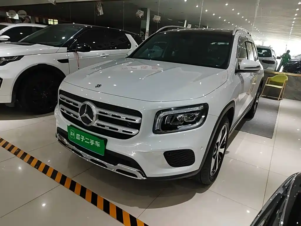 Mercedes-Benz GLB — фото 2