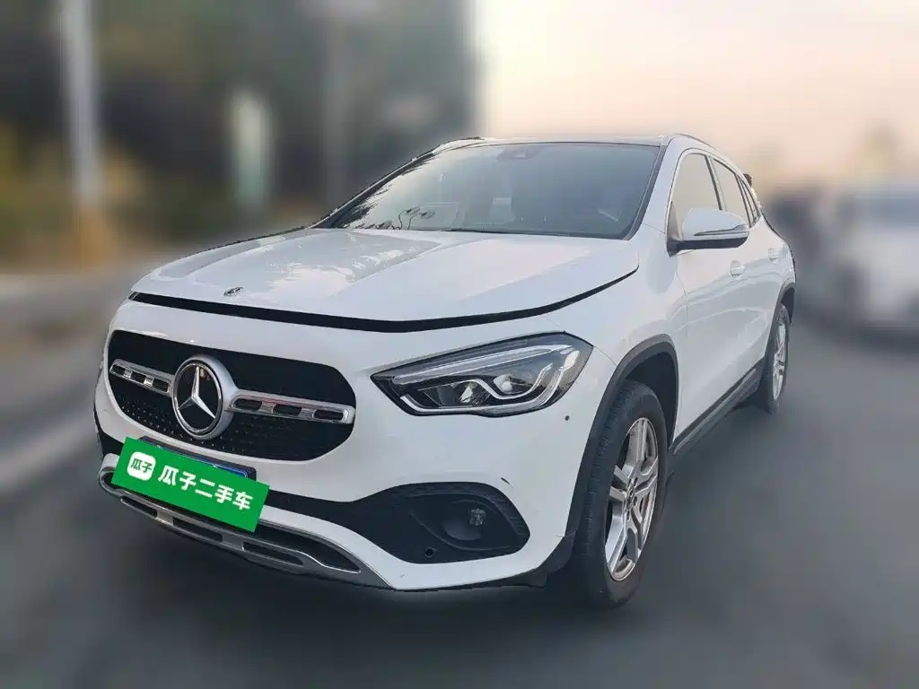 Mercedes-Benz GLA — фото 2