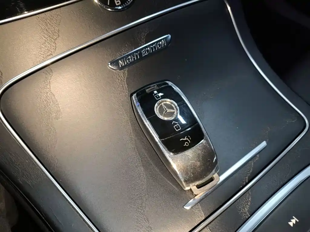 Mercedes-Benz C-Class — фото 18