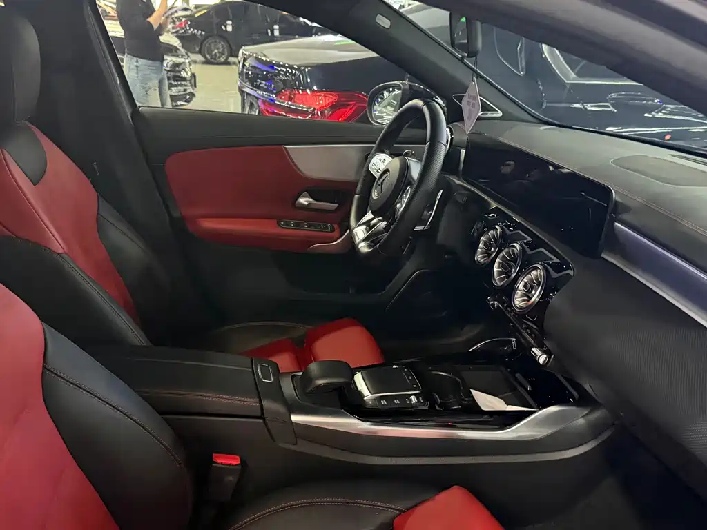 Mercedes-Benz A-Class AMG — фото 11