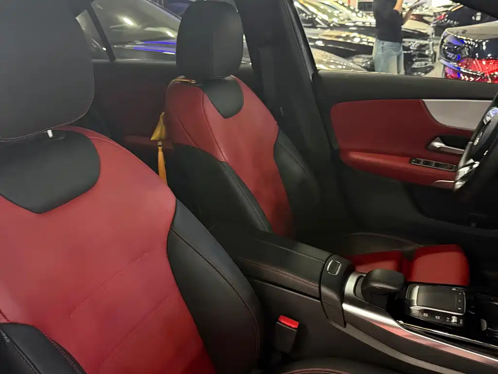 Mercedes-Benz A-Class AMG — фото 10