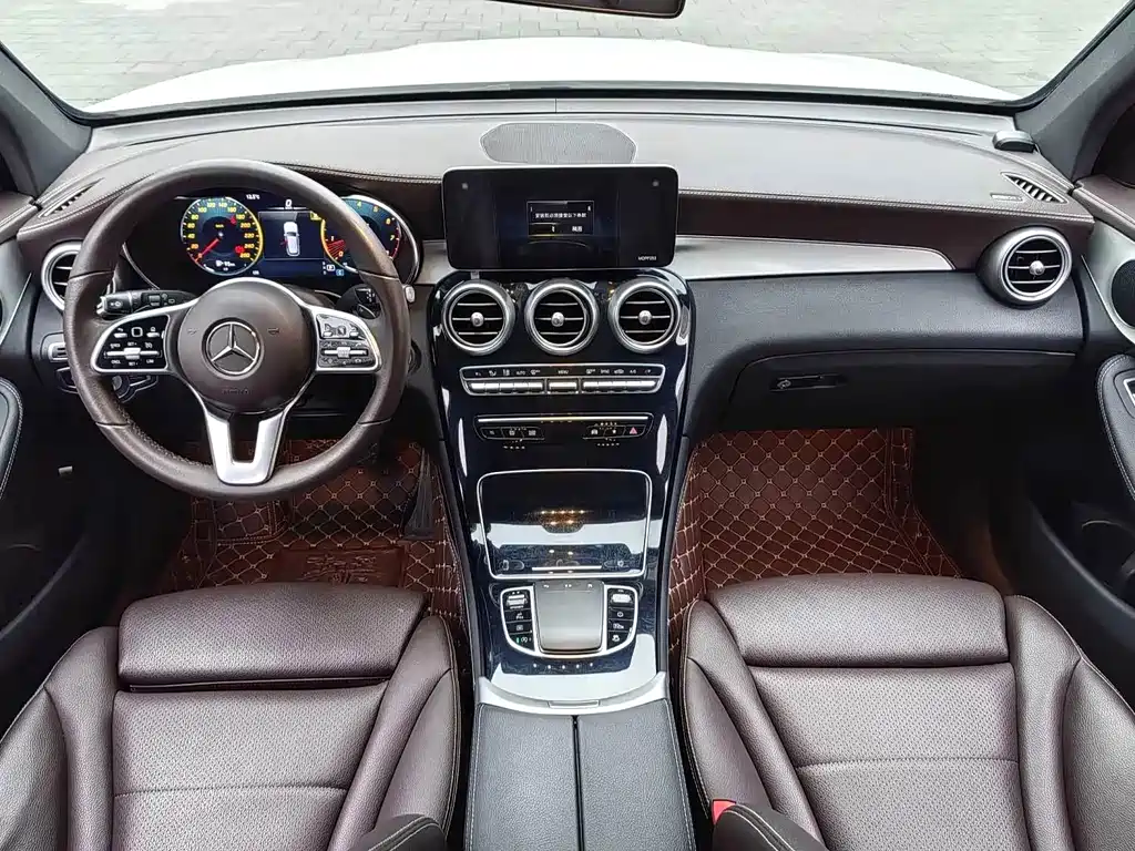 Mercedes-Benz GLC — фото 4