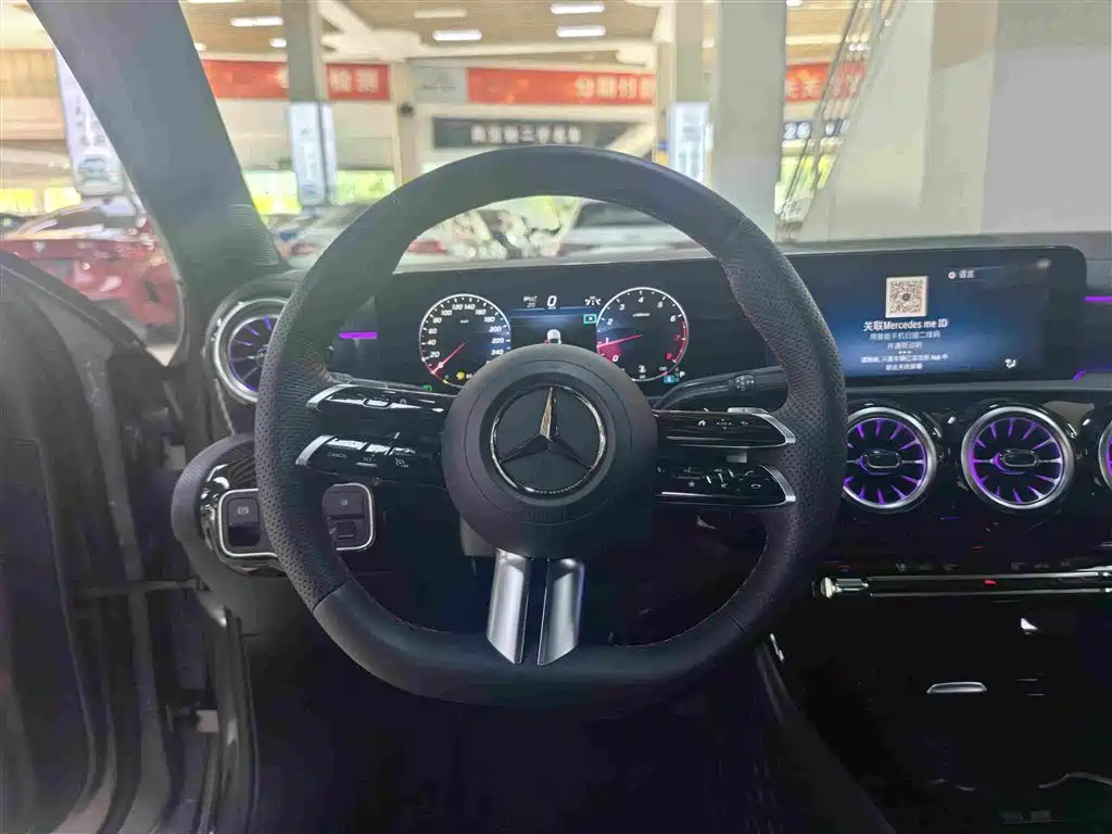 Mercedes-Benz A-Class — фото 14