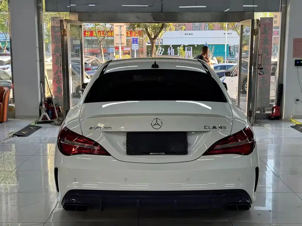 Mercedes-Benz CLA AMG — фото 4