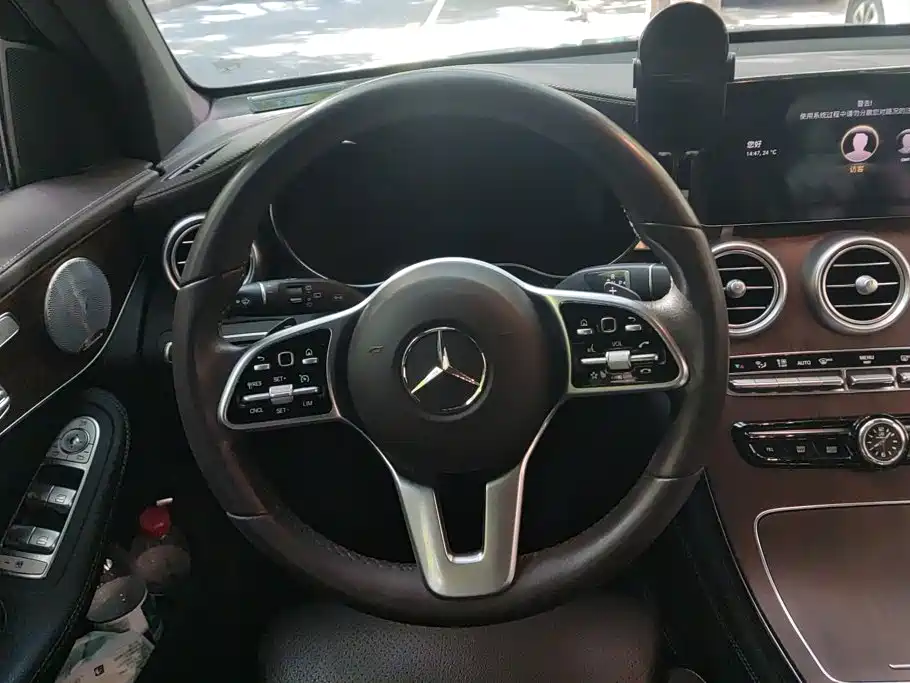 Mercedes-Benz GLC — фото 15