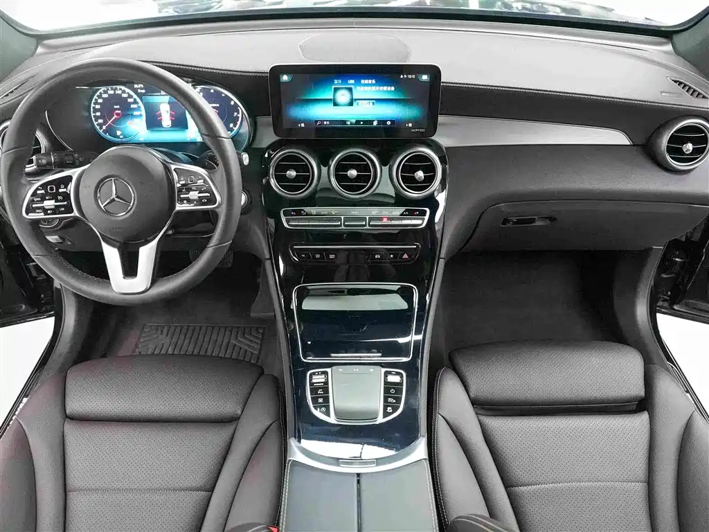 Mercedes-Benz GLC — фото 10
