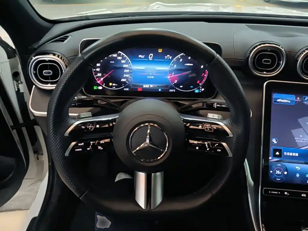 Mercedes-Benz C-Class — фото 11