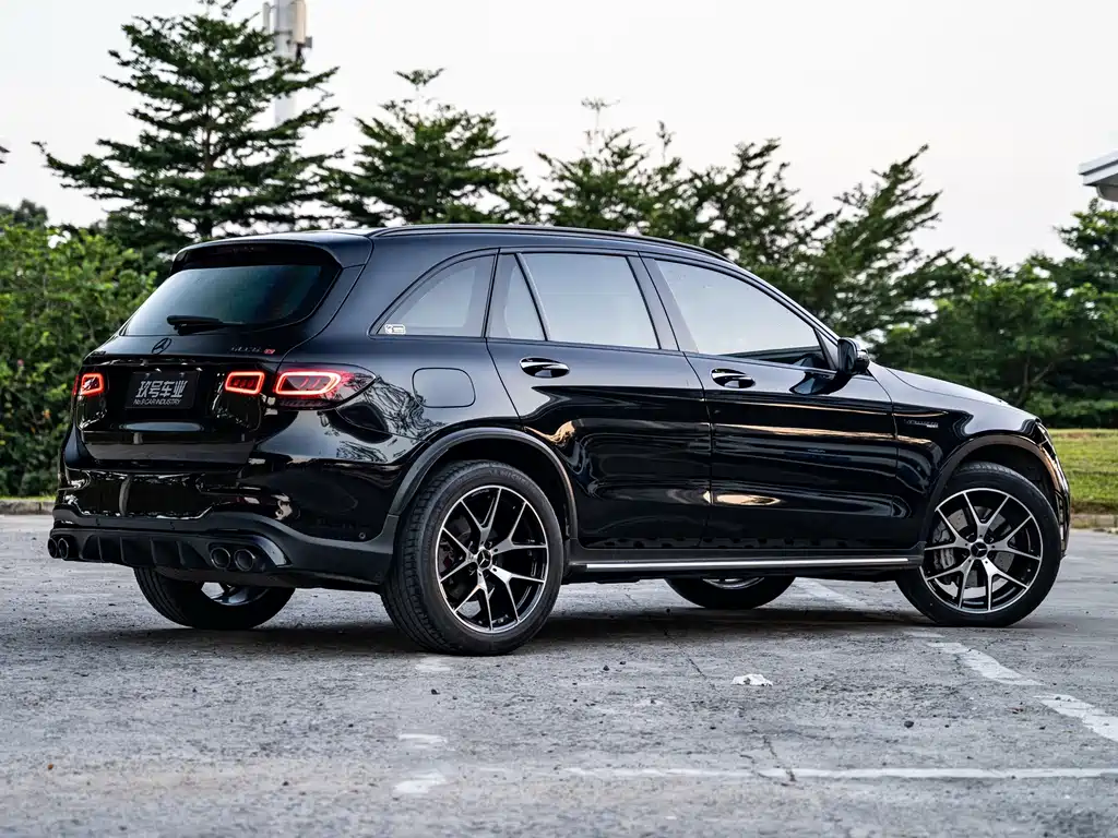 Mercedes-Benz GLC AMG — фото 3