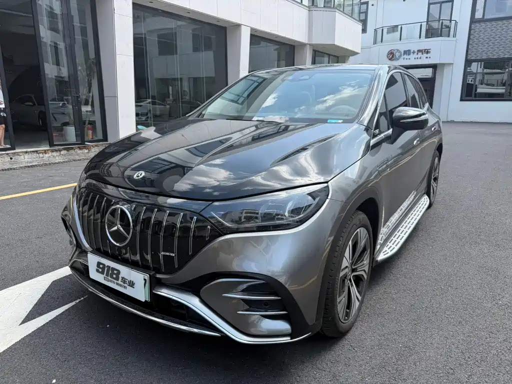 Mercedes-Benz EQE SUV — фото 10