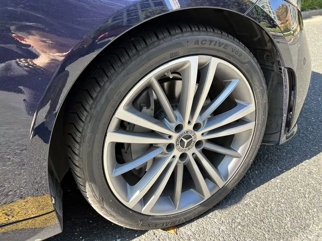 Mercedes-Benz CLS — фото 11