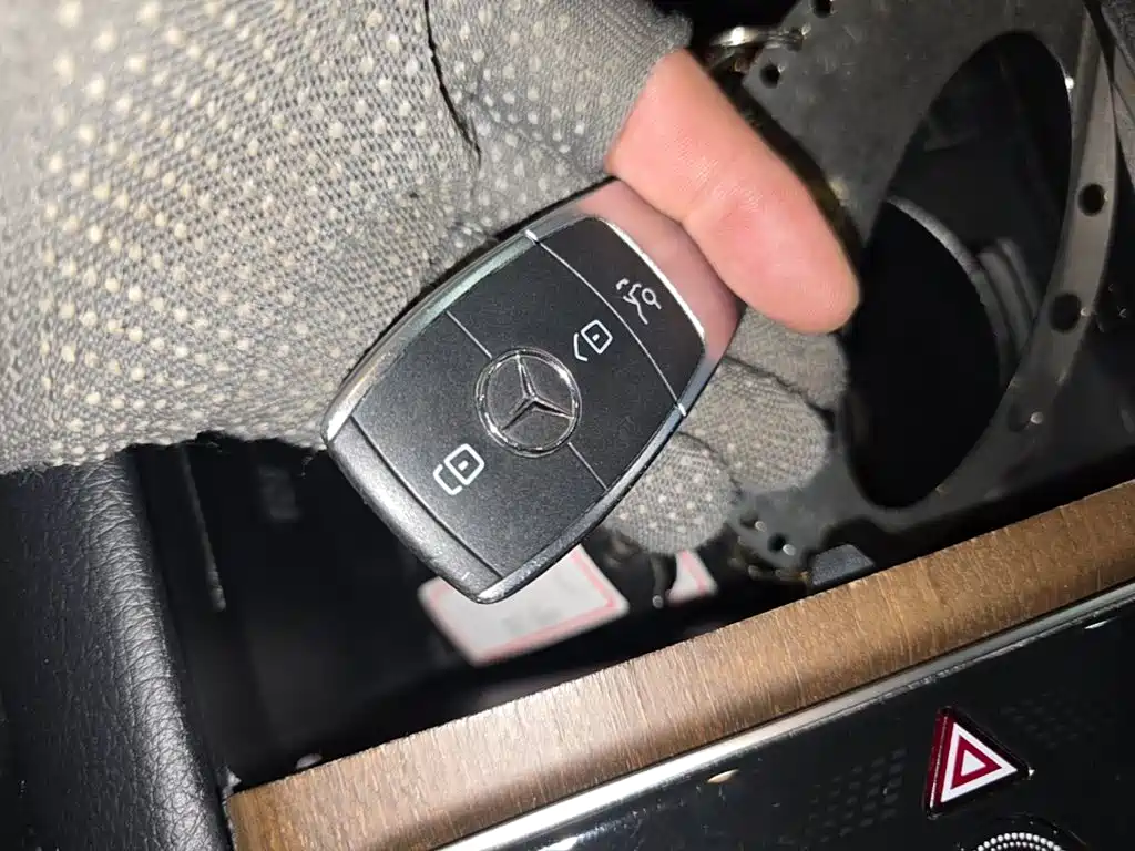 Mercedes-Benz EQS — фото 13