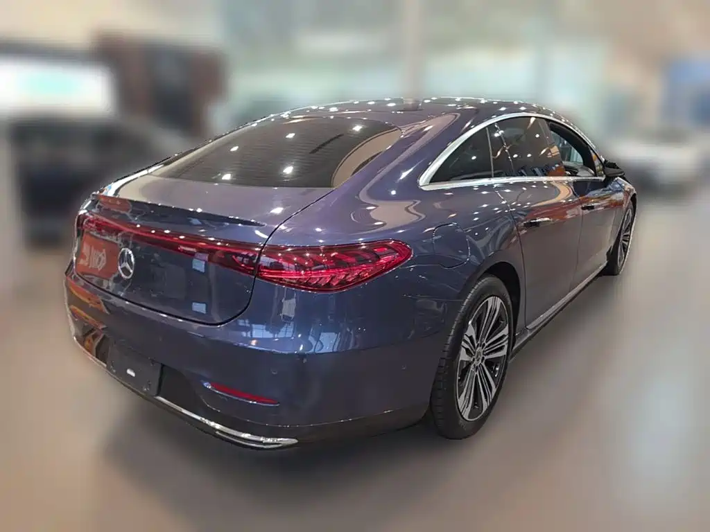 Mercedes-Benz EQS — фото 10