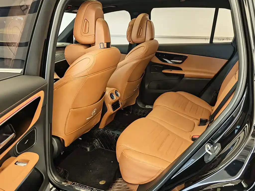 Mercedes-Benz GLC — фото 14
