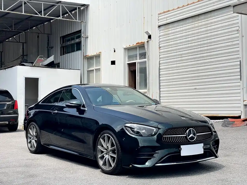 Mercedes-Benz E-Class (Import) — фото 3