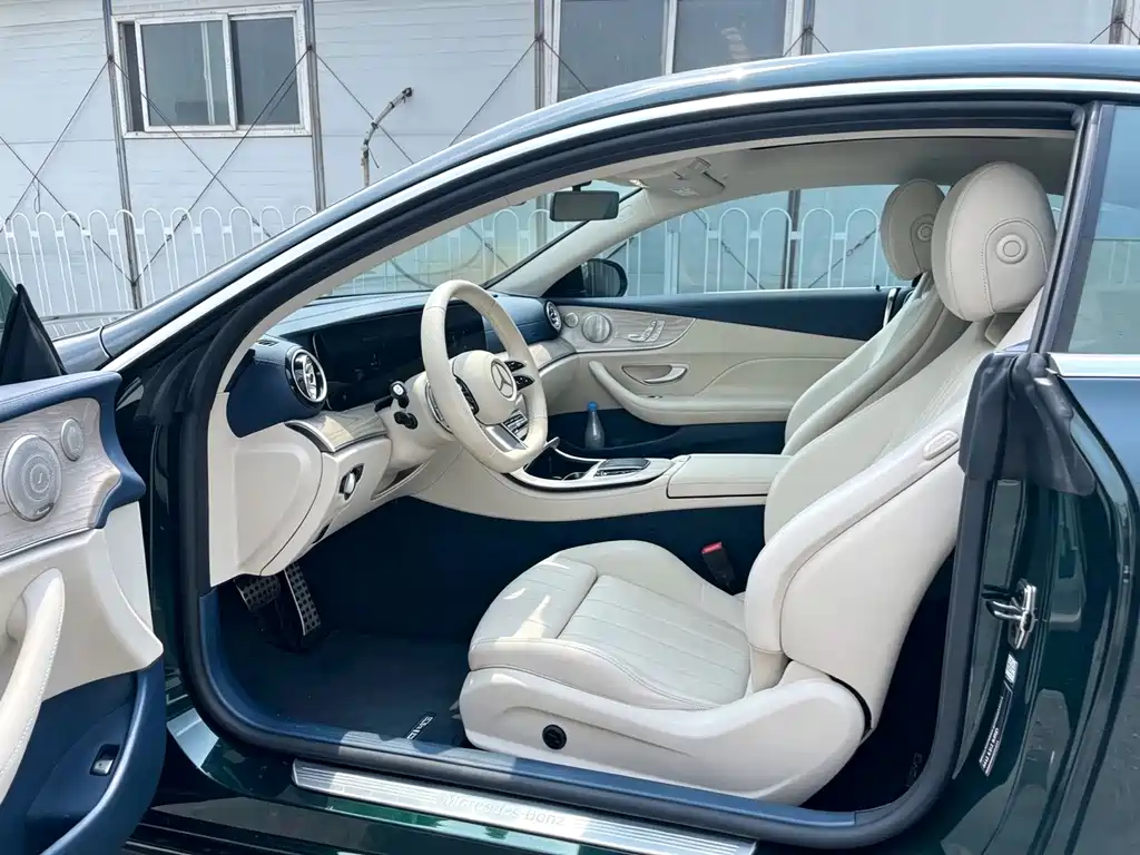 Mercedes-Benz E-Class (Import) — фото 4