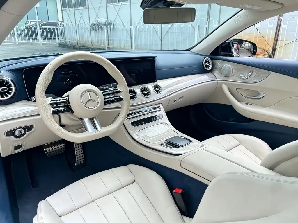 Mercedes-Benz E-Class (Import) — фото 5