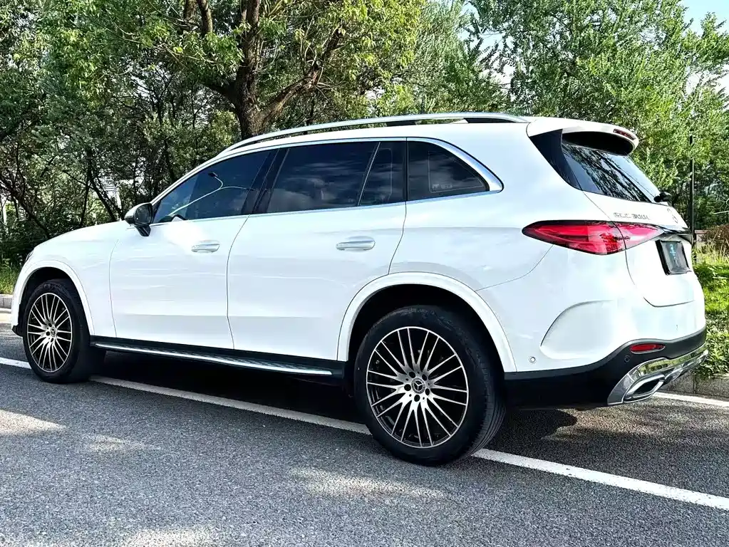 Mercedes-Benz GLC — фото 4