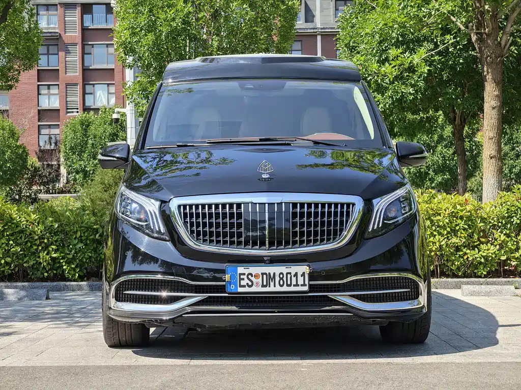 Mercedes-Benz V-Class — фото 2