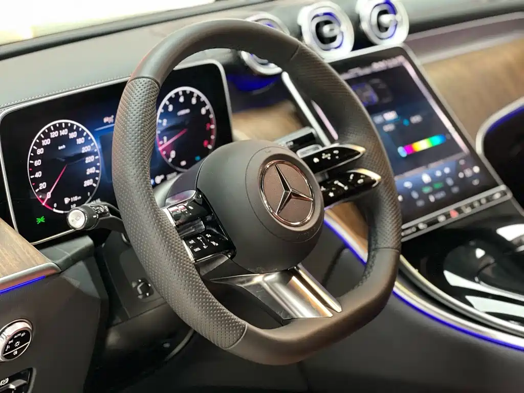 Mercedes-Benz GLC — фото 7