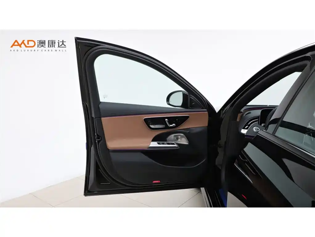 Mercedes-Benz E-Class (Import) — фото 10