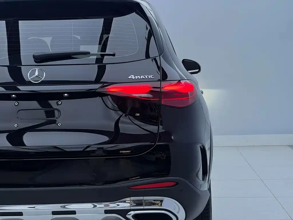 Mercedes-Benz GLC — фото 9