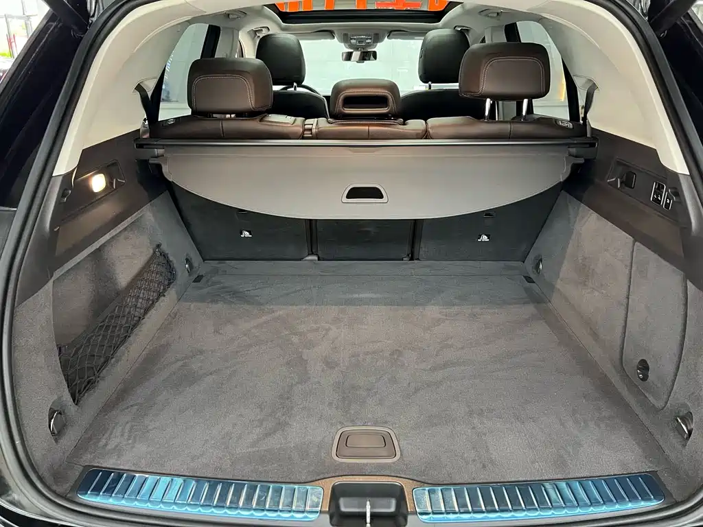 Mercedes-Benz GLE (Import) — фото 26