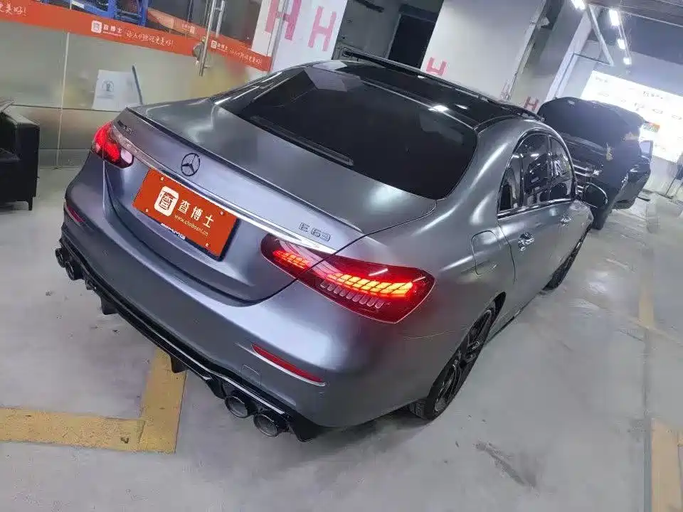 Mercedes-Benz E-Class AMG — фото 6
