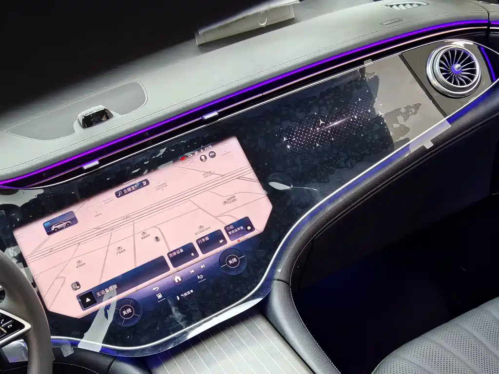 Mercedes-Benz EQS SUV — фото 20