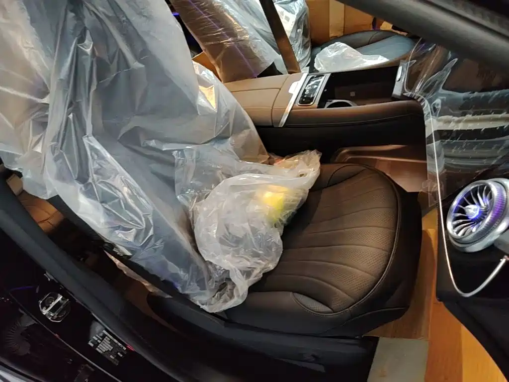 Mercedes-Benz EQS SUV — фото 4