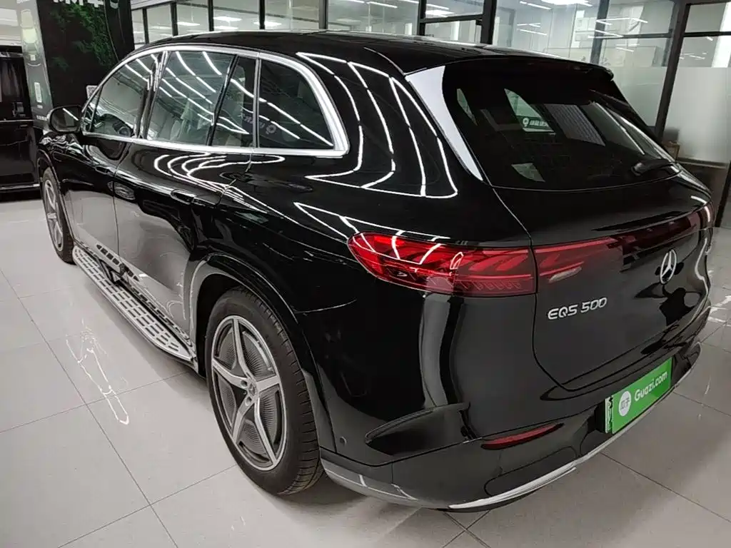 Mercedes-Benz EQS SUV — фото 5