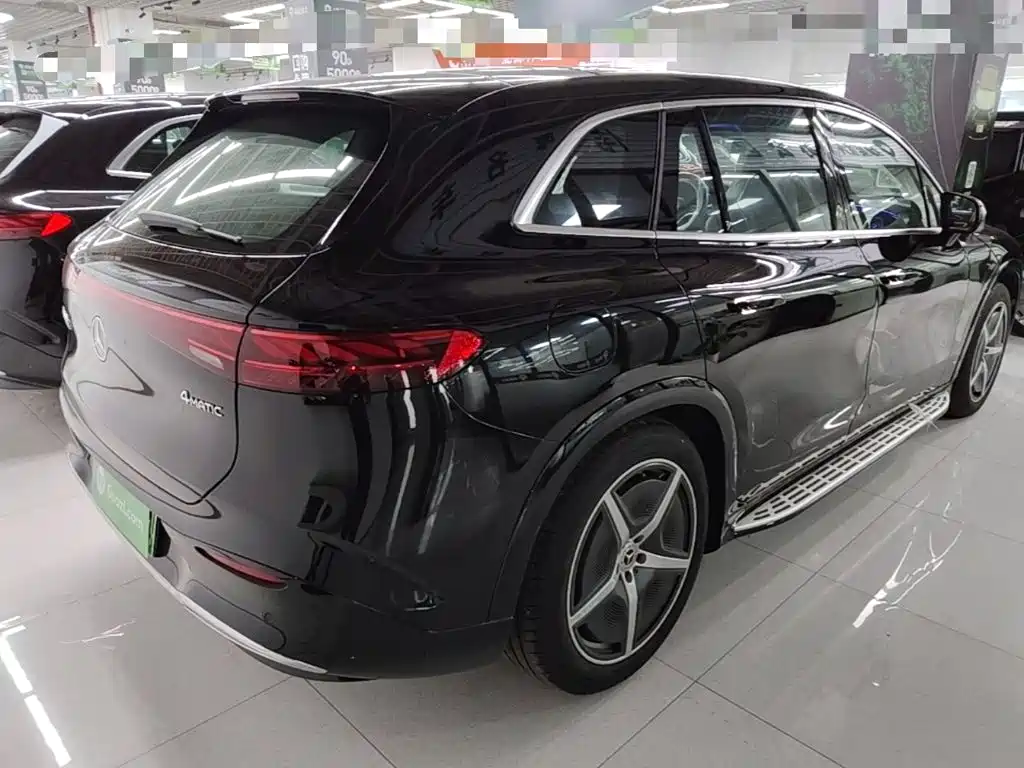 Mercedes-Benz EQS SUV — фото 7
