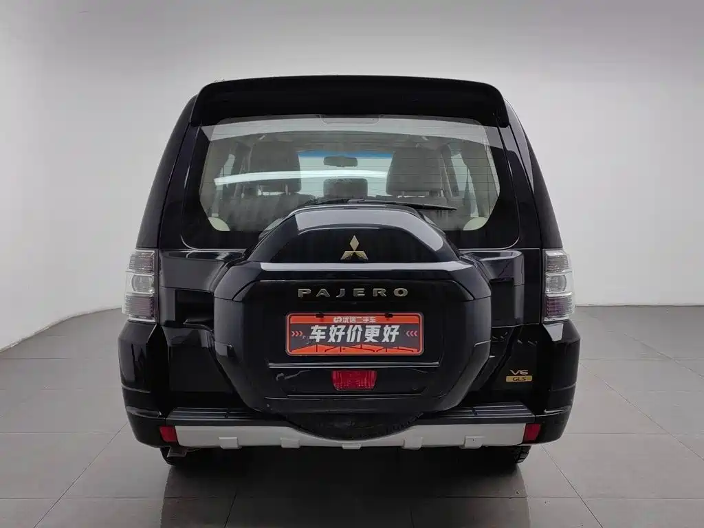Mitsubishi Pajero (Import) — фото 4