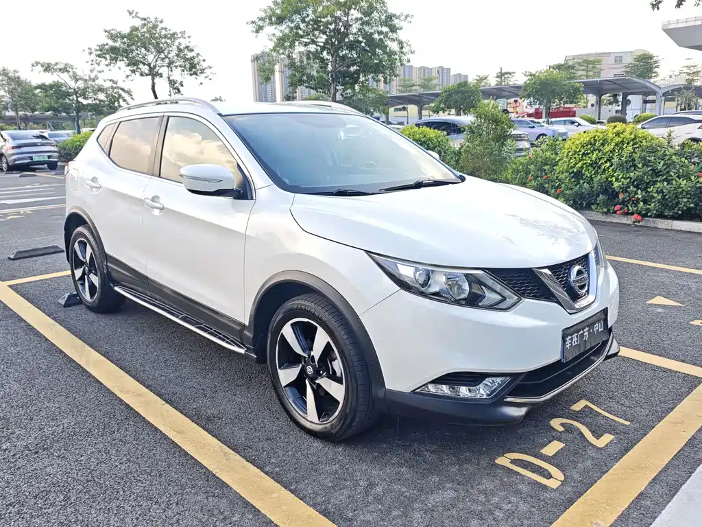 Nissan Qashqai — фото 3