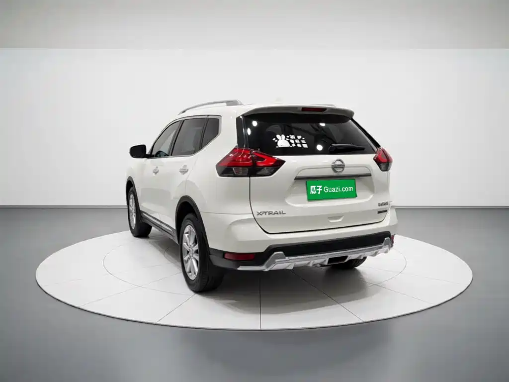 Nissan X-Trail — фото 4