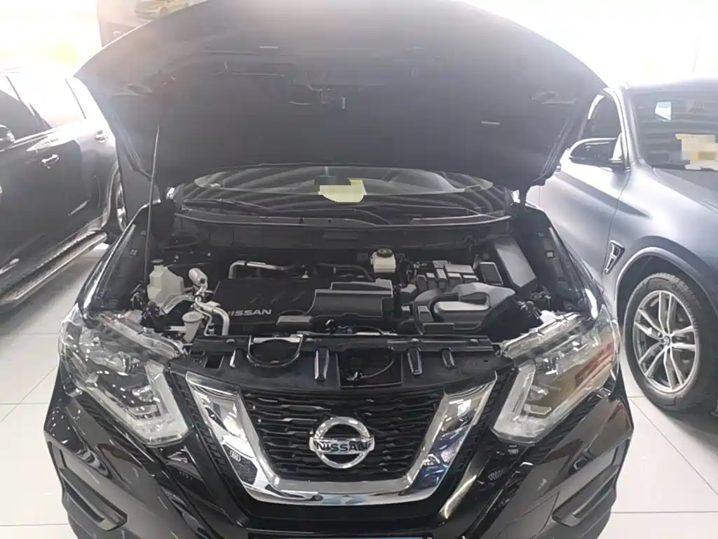 Nissan X-Trail — фото 20