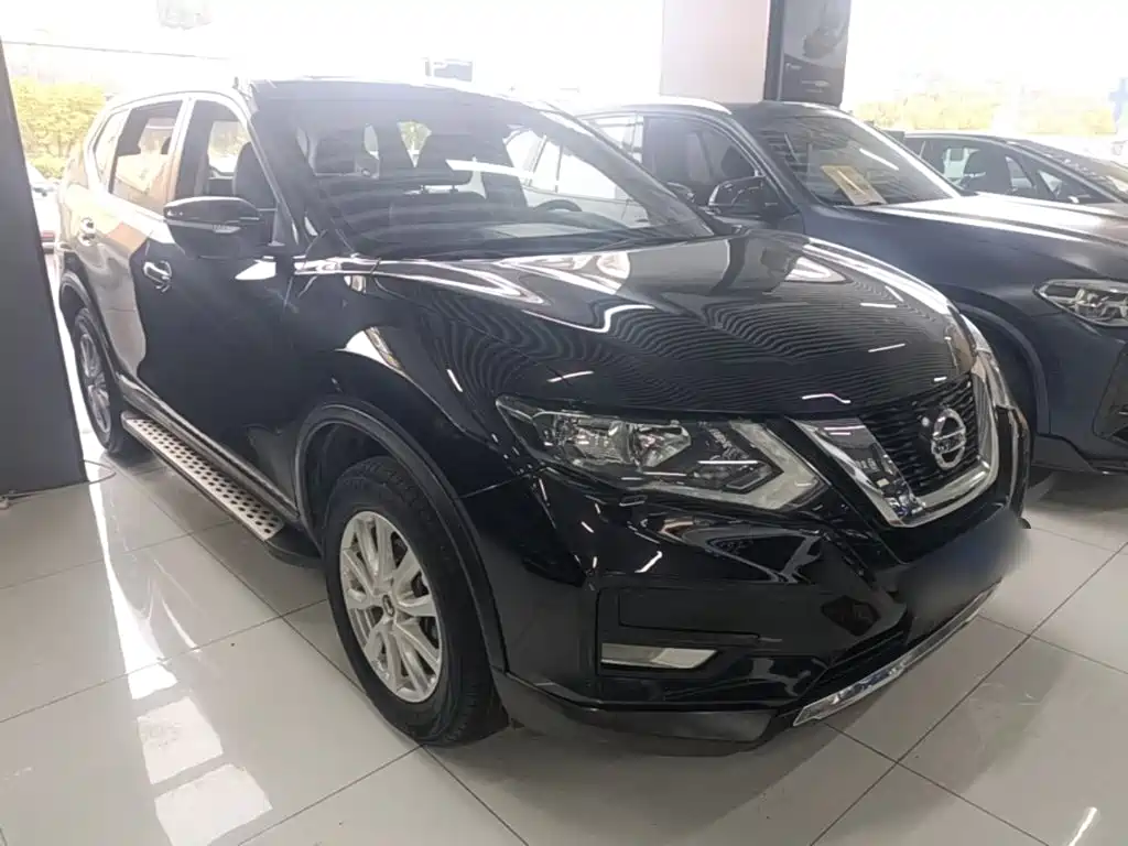 Nissan X-Trail — фото 4