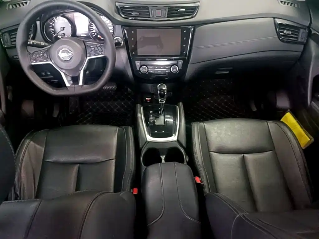 Nissan X-Trail — фото 10