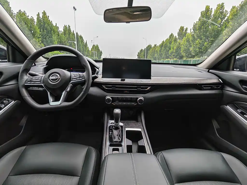 Nissan Teana — фото 4