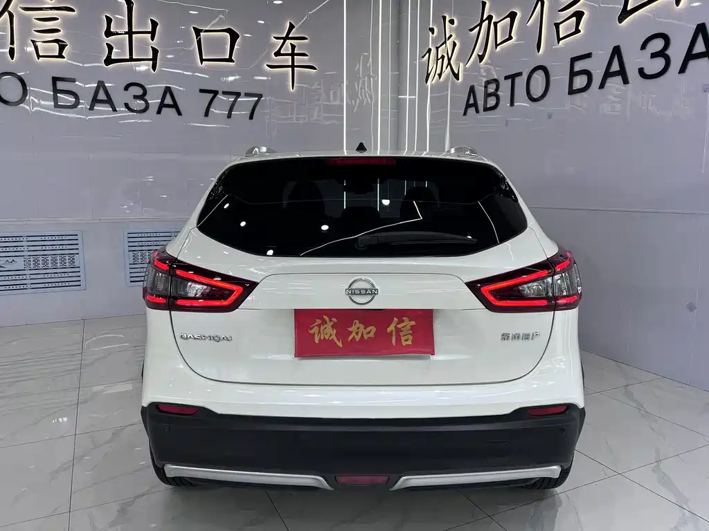 Nissan Qashqai — фото 5