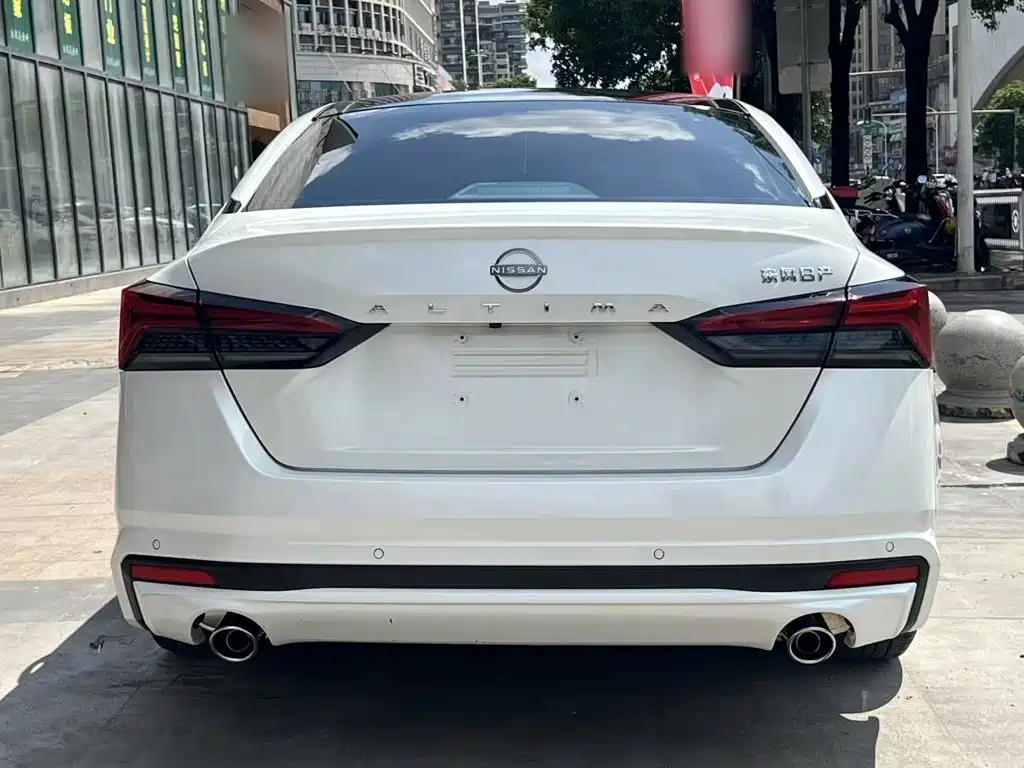 Nissan Teana — фото 23