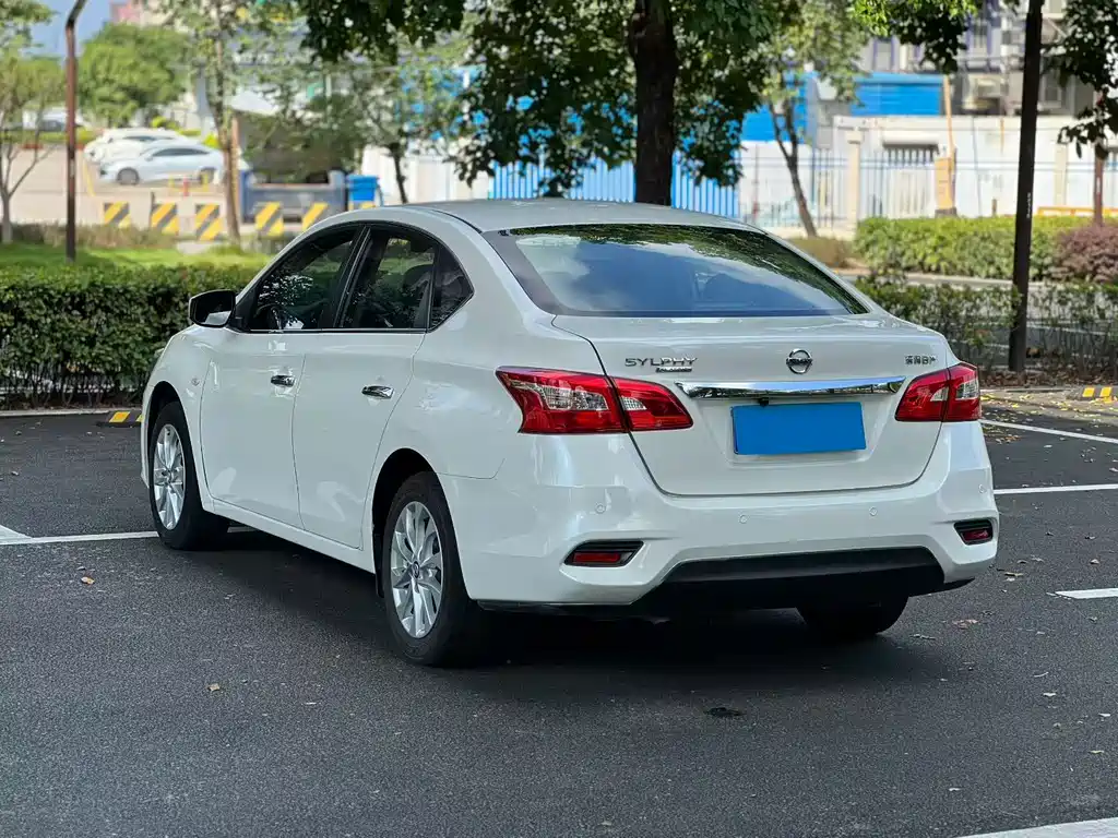Nissan Sylphy — фото 6