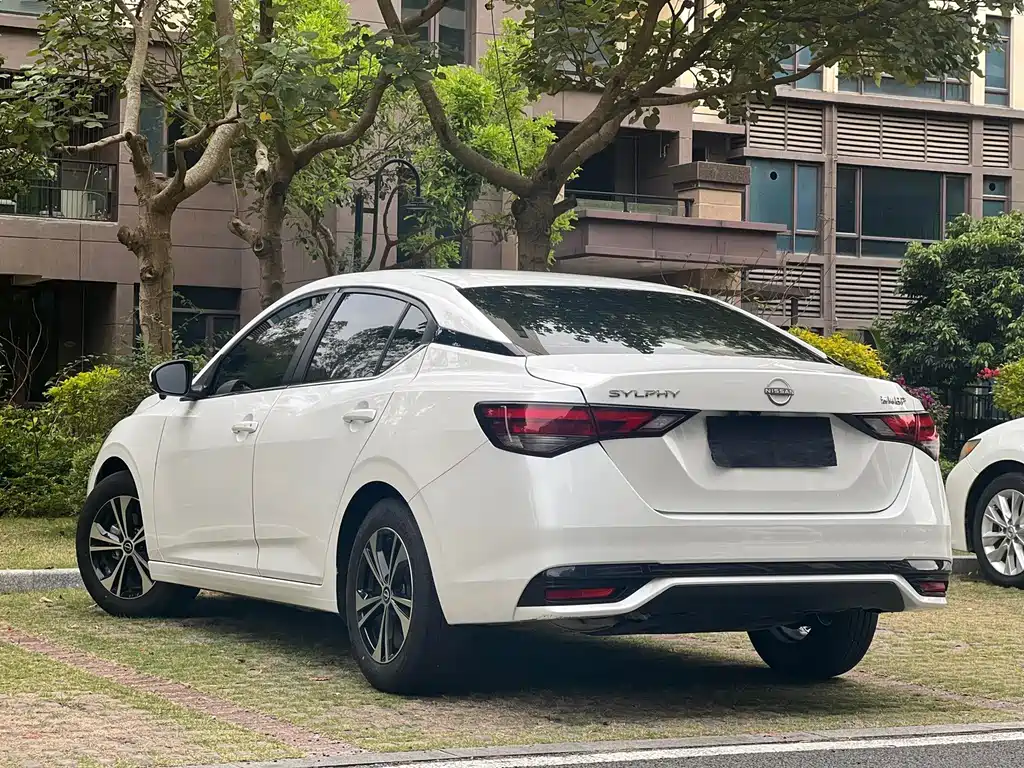 Nissan Sylphy — фото 9