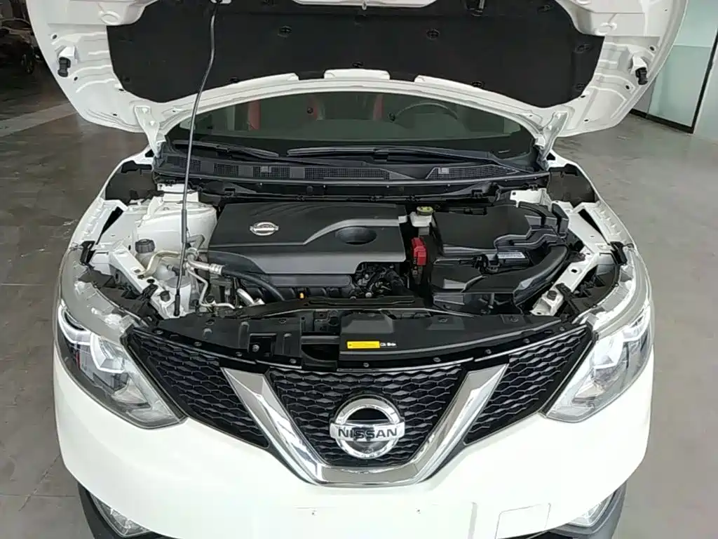 Nissan Qashqai — фото 20