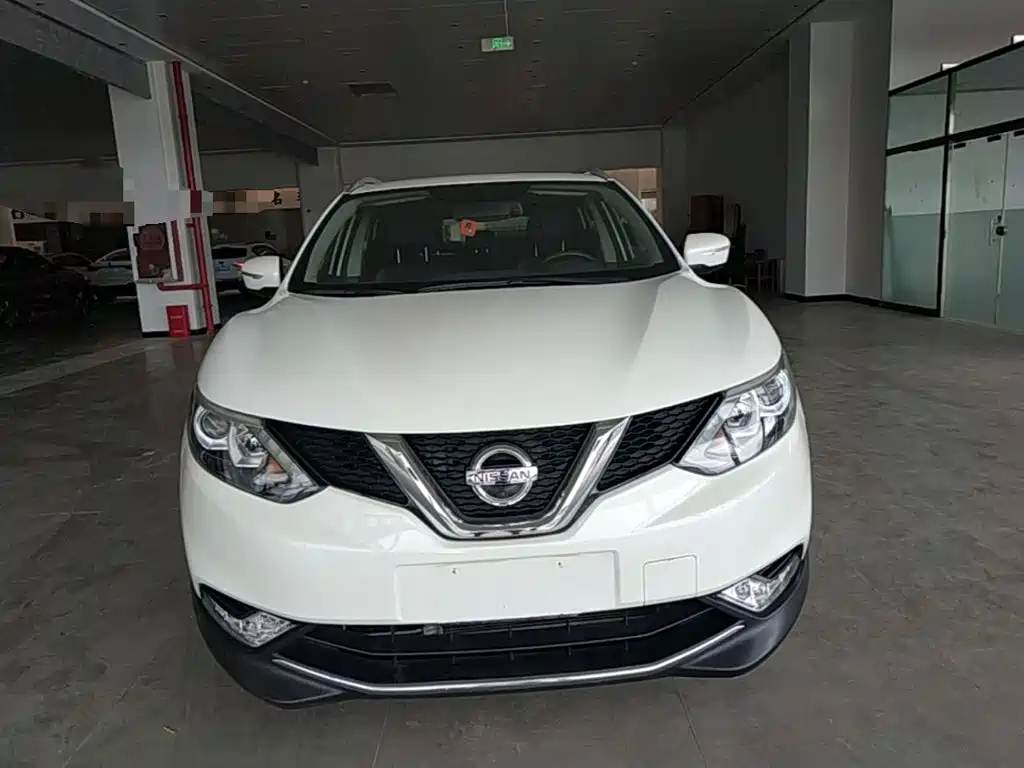 Nissan Qashqai — фото 3
